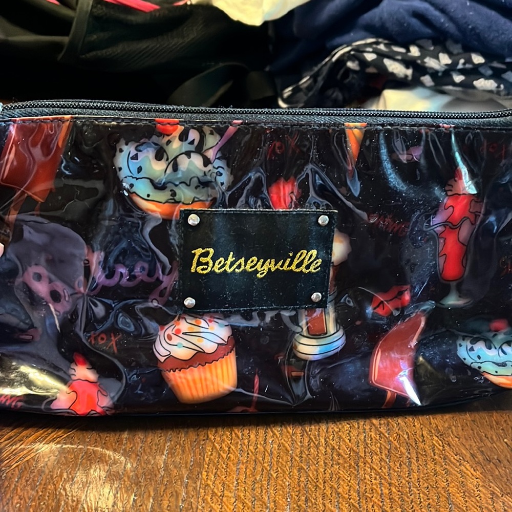 Betsey Johnson makeup bag